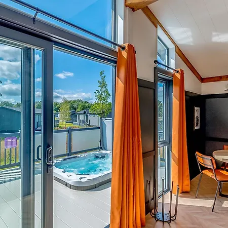 Rivendale Lodge Retreat Ashbourne  Exterior photo
