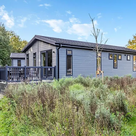 Rivendale Lodge Retreat Ashbourne  Exterior photo