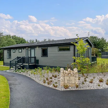 Rivendale Lodge Retreat Ashbourne  Exterior photo
